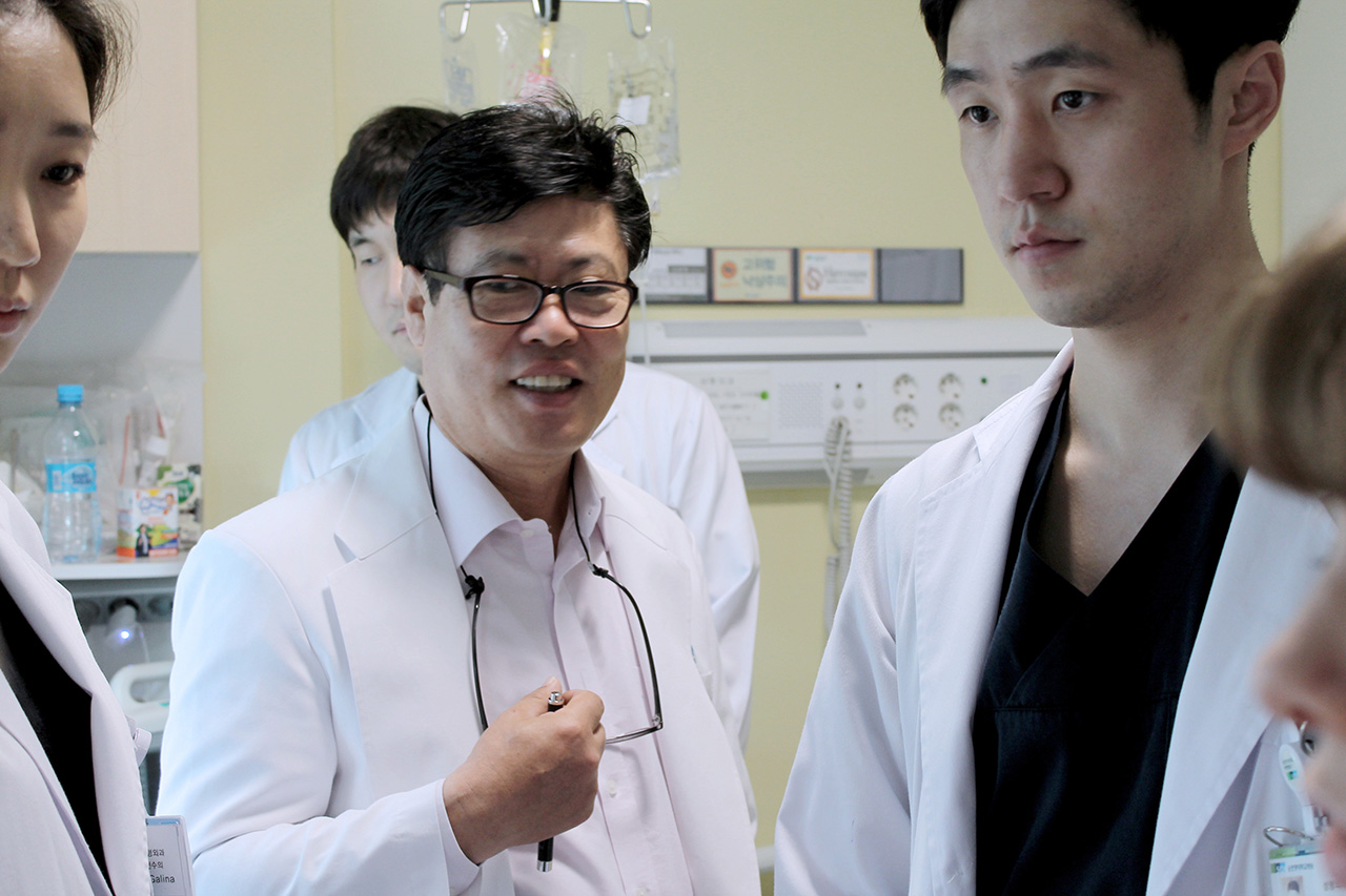 Южнокорейские врачи бесплатно прооперировали ребенка из казахстанского детского дома